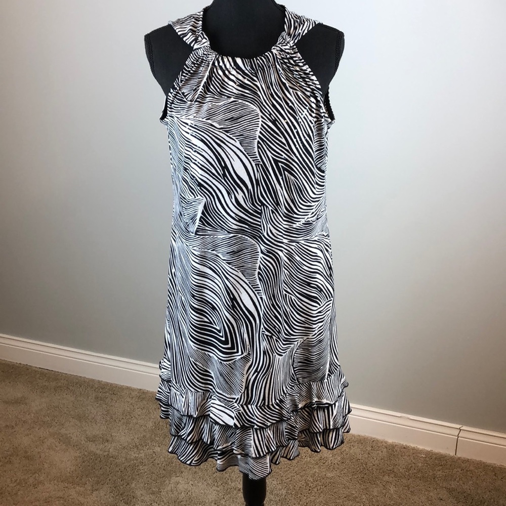 MSK- White & Black Pattern Sleeveless Dress- S-6